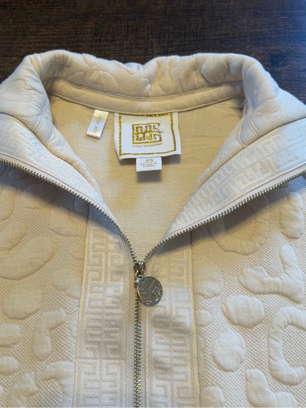 Emily McCarthy Poppy Pullover Cheetah Quilt Top Womens XS Sandstone Quarter Zip